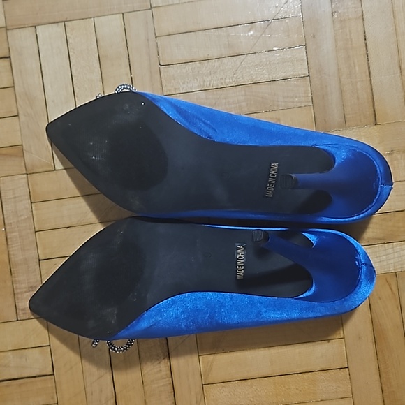 Blue heels - Picture 2 of 4